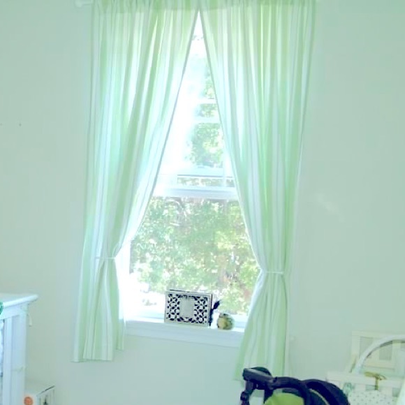 Pottery Ban Kids fully lined nursery curtains - Picture 2 of 6